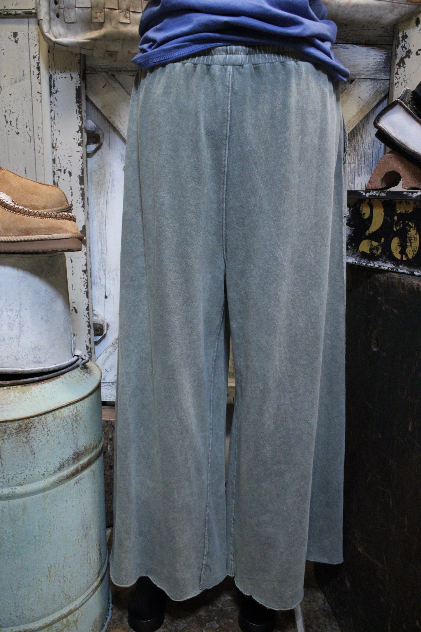 Kick Back Ash Green Casual Pants