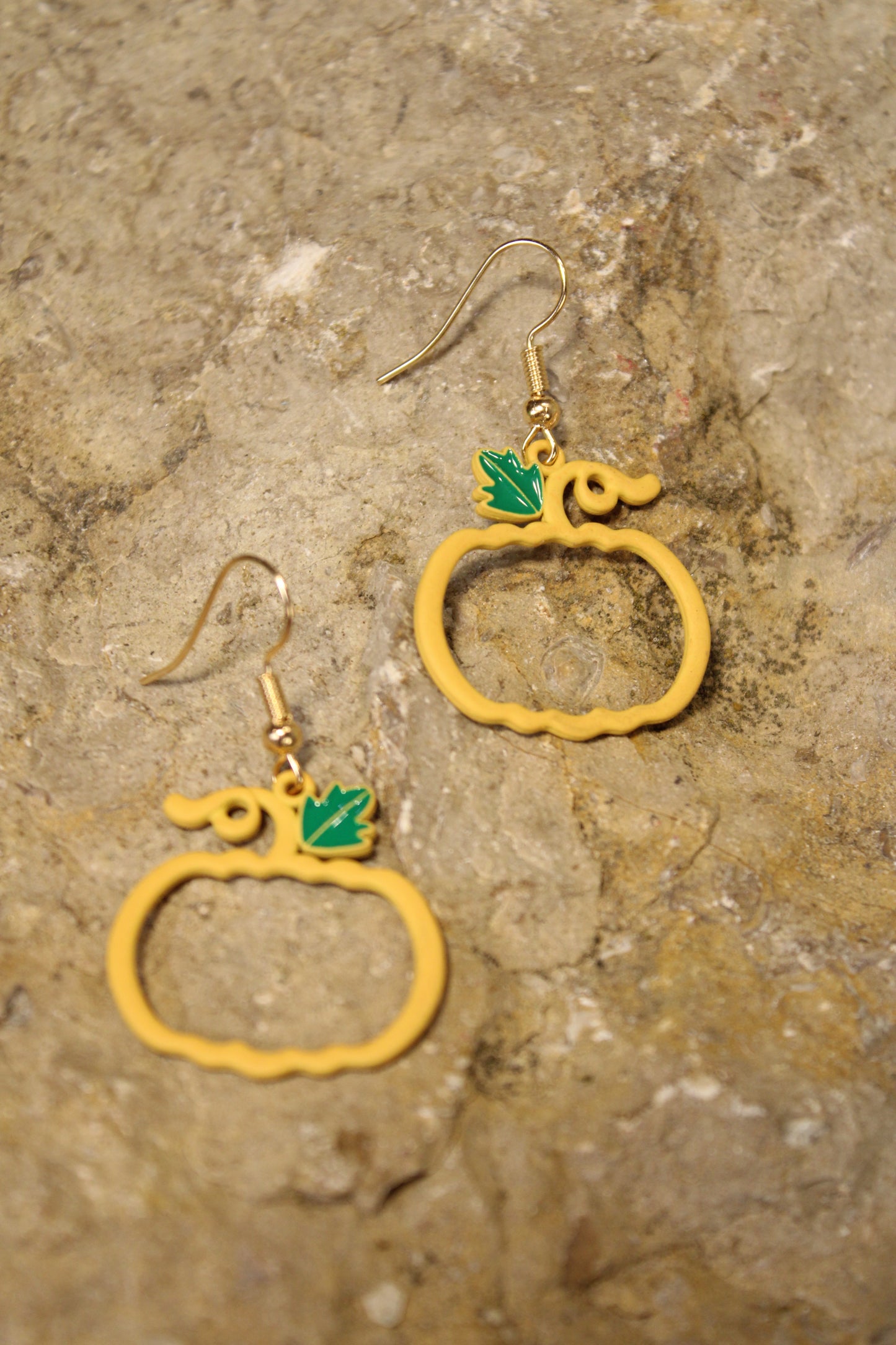 Simply Pumpkin Earrings