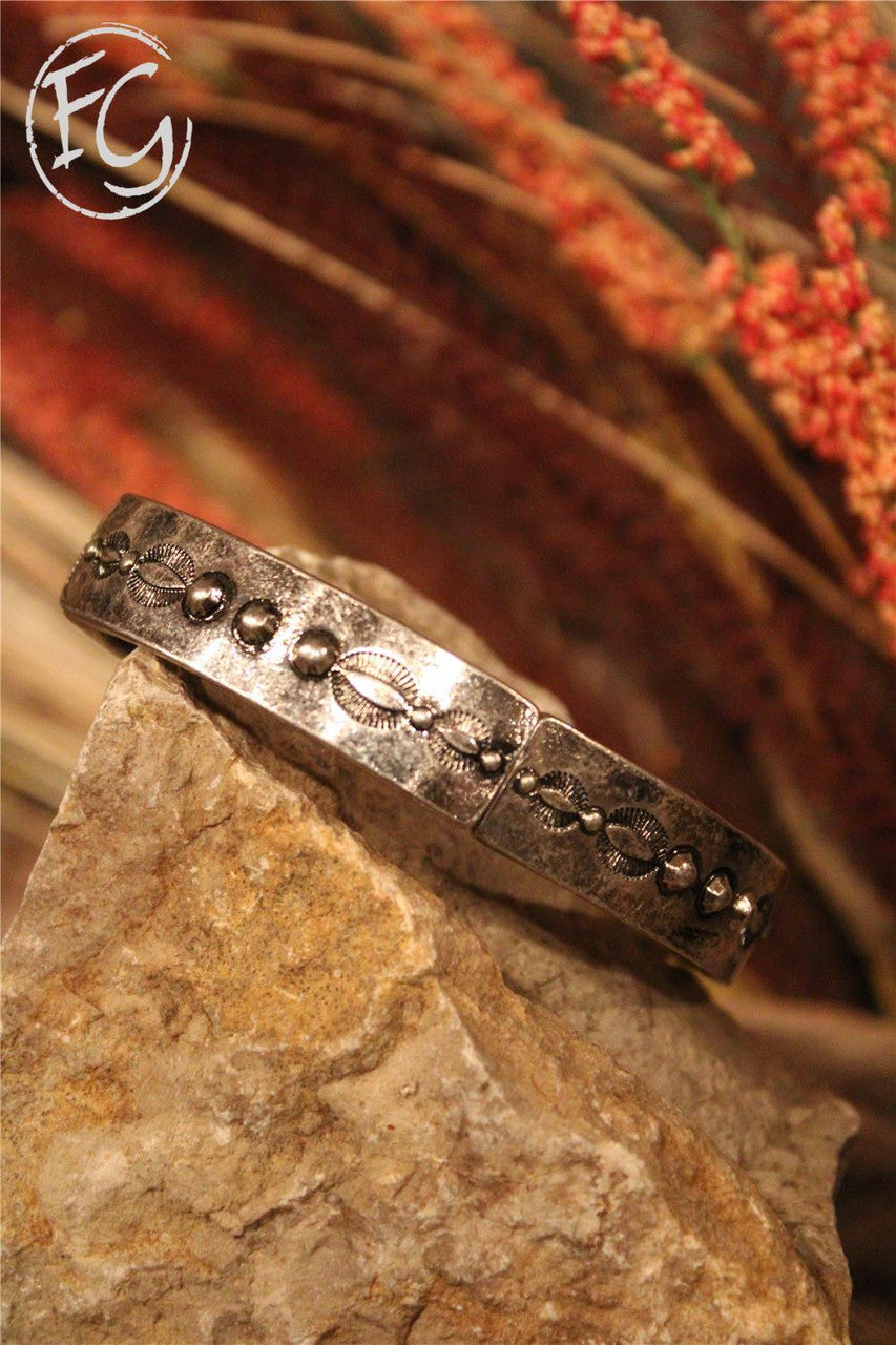 Bracelet, Farm Girls Fancy Frills