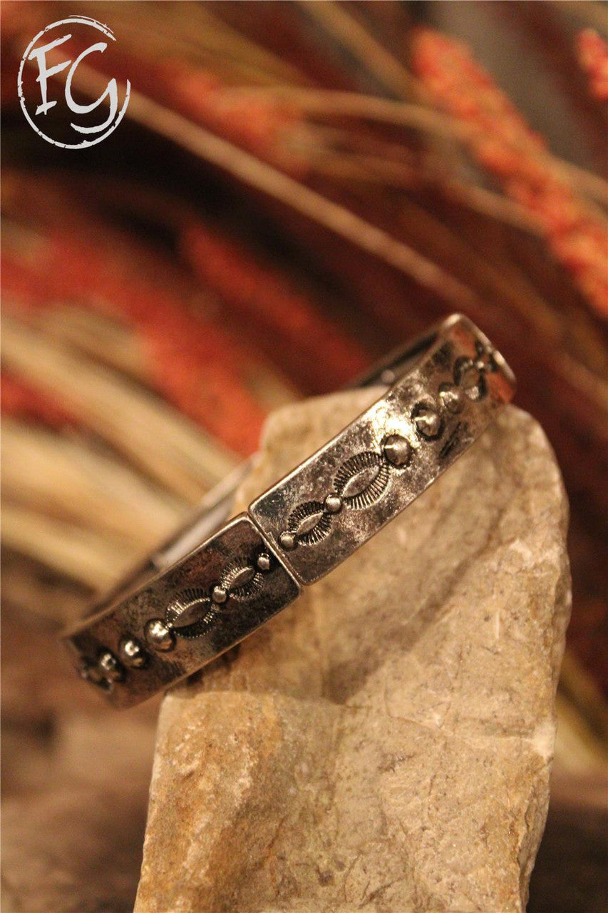 Bracelet, Farm Girls Fancy Frills