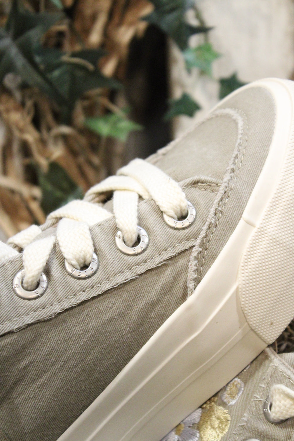 Sadie Sun 3 Sneaker