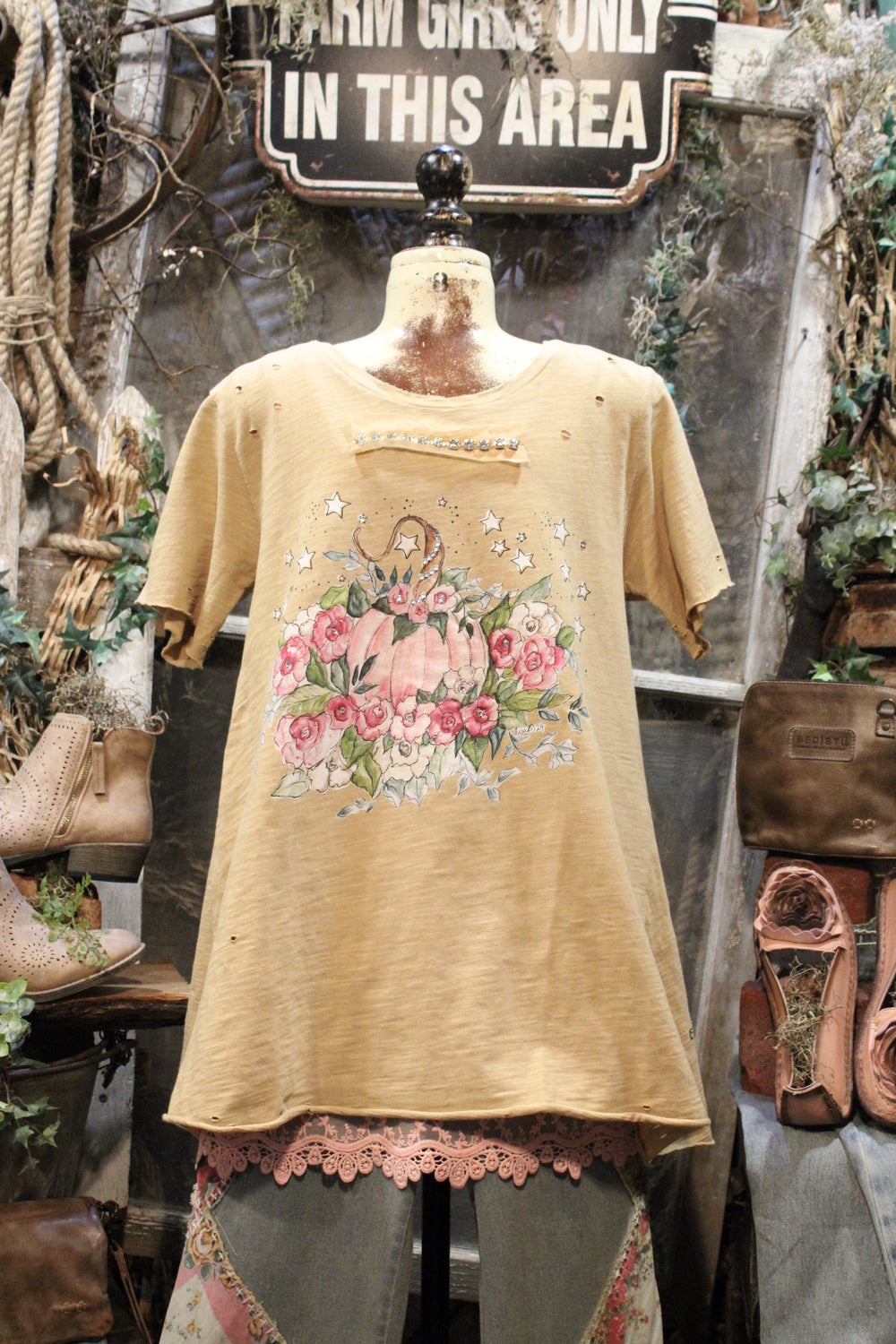 Tattered Pumpkin Tee