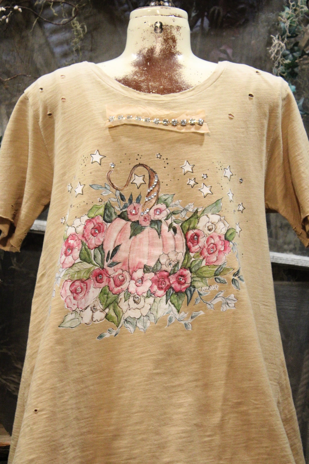 Tattered Pumpkin Tee