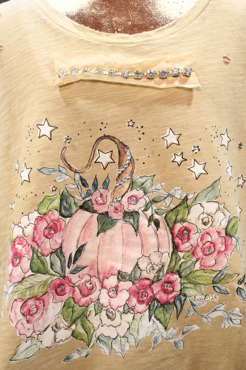Tattered Pumpkin Tee