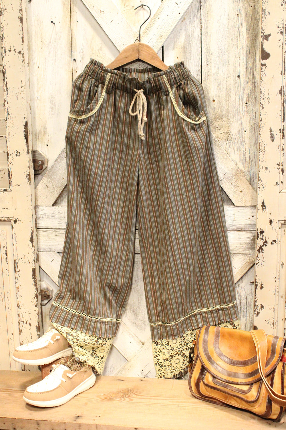 Lasso Lace Pants