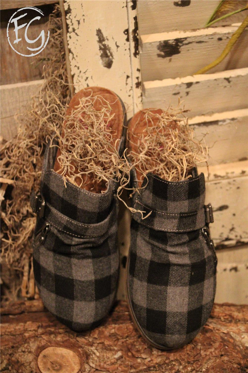 Women's Slip On Loafers , Farm Girls Fancy Frills