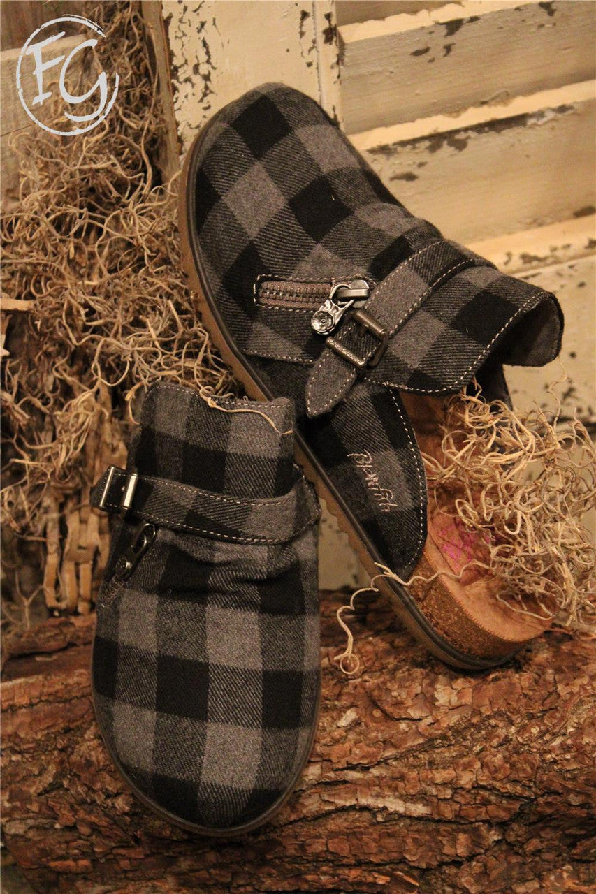 Women's Slip On Loafers , Farm Girls Fancy Frills