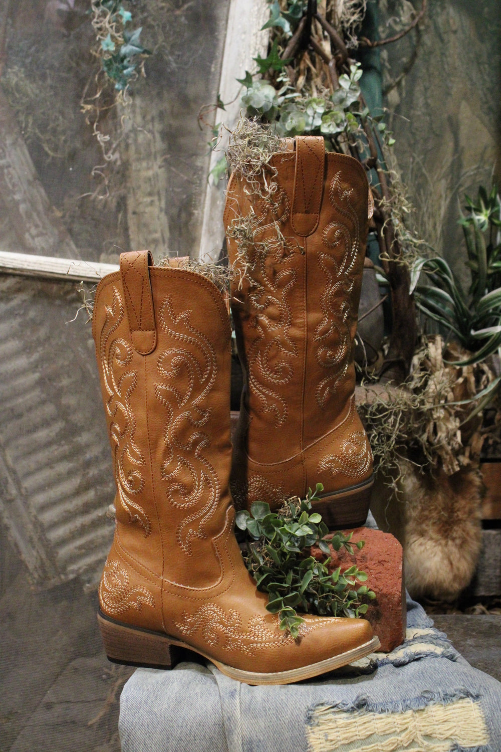 Lily Pearl Cowgirl Boots
