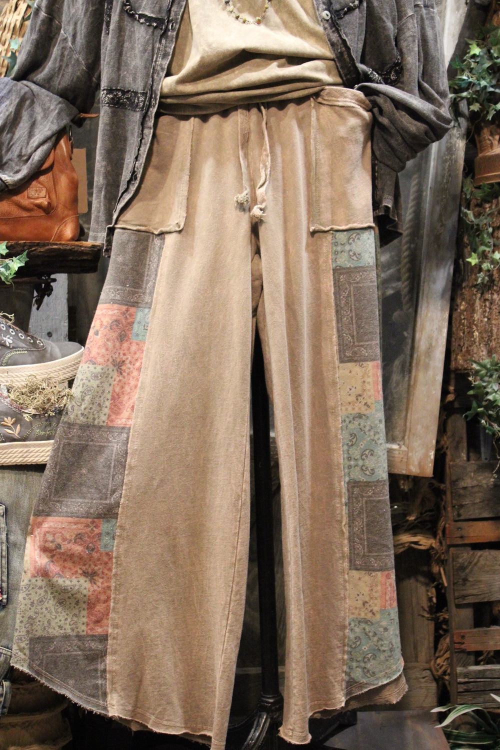 Bootlegger Britches Crop Pants