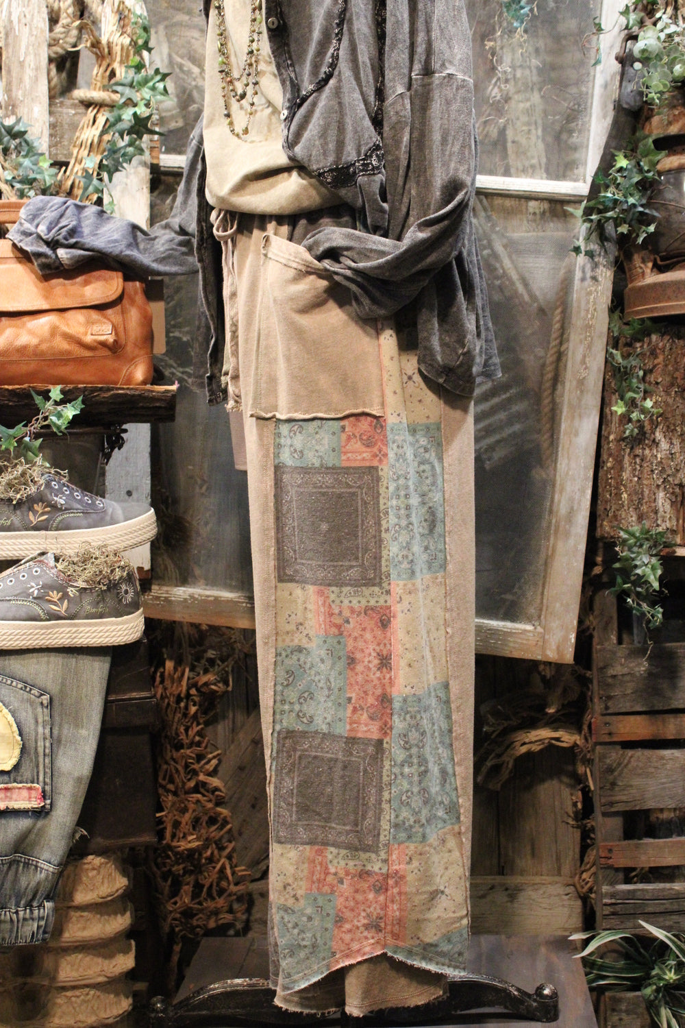 Bootlegger Britches Crop Pants