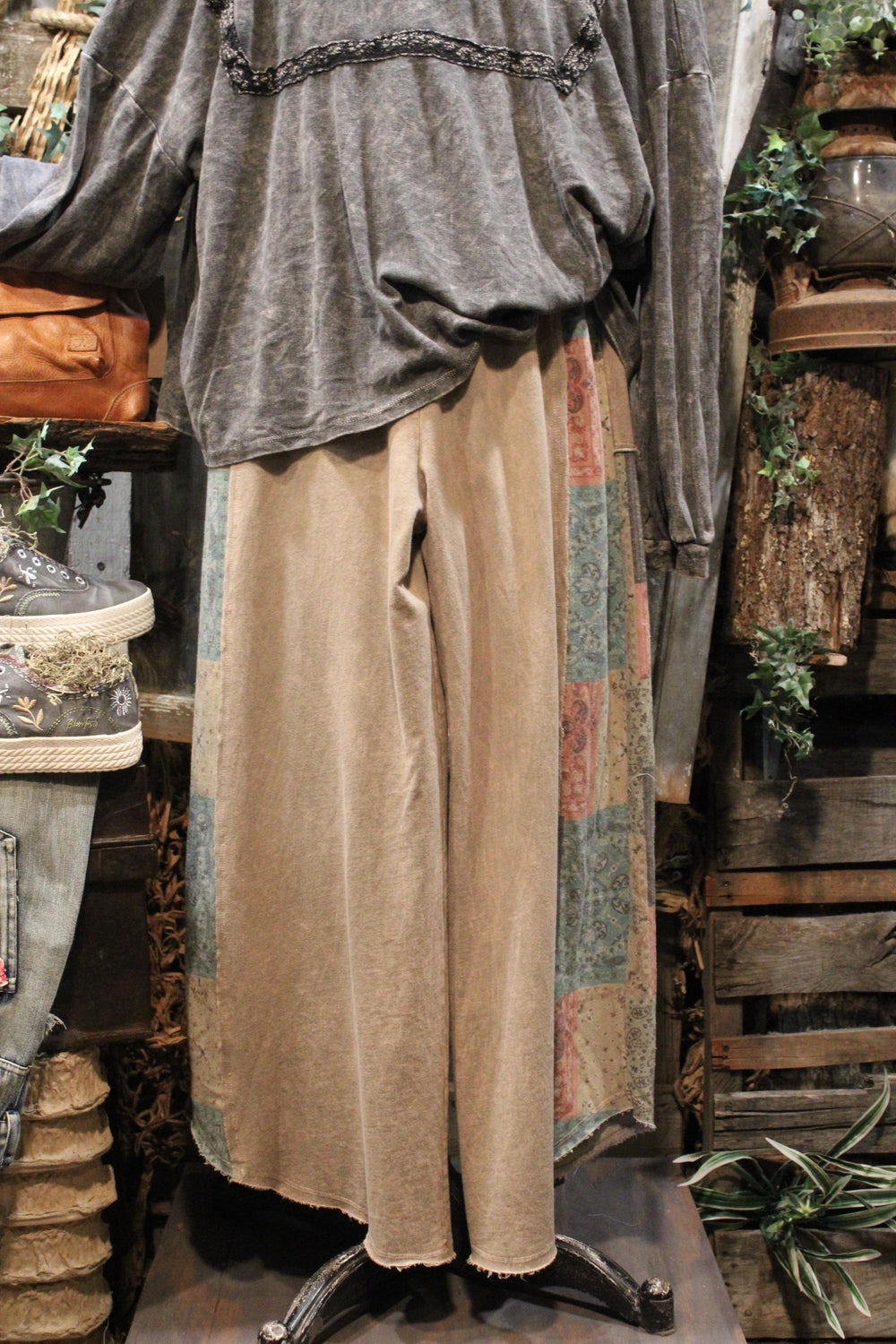 Bootlegger Britches Crop Pants