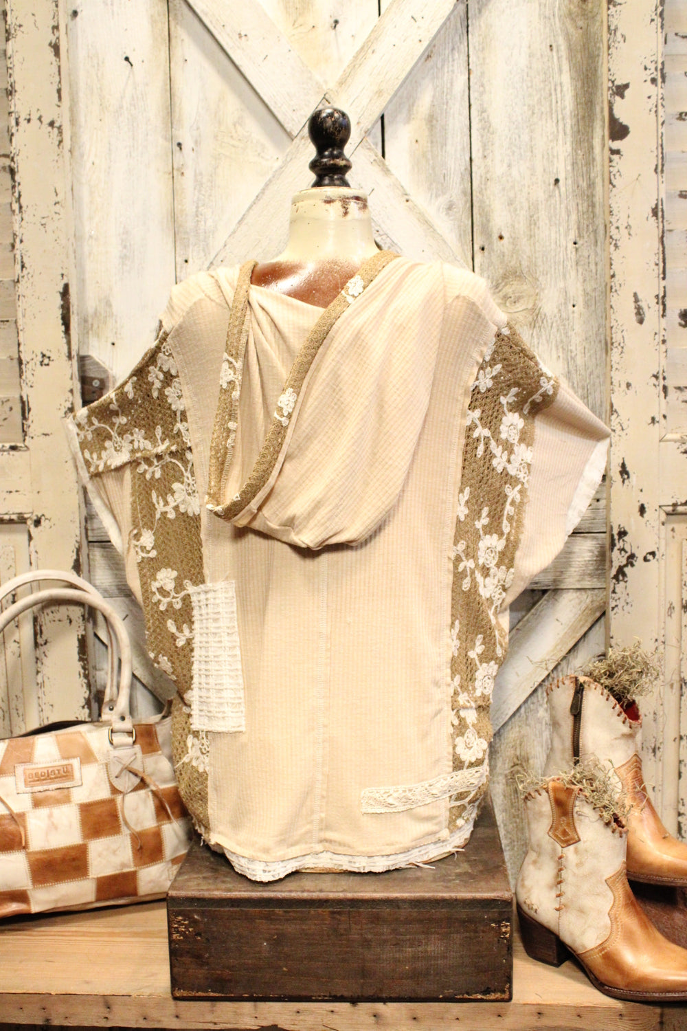 Cactus & Lace Casual Hoodie