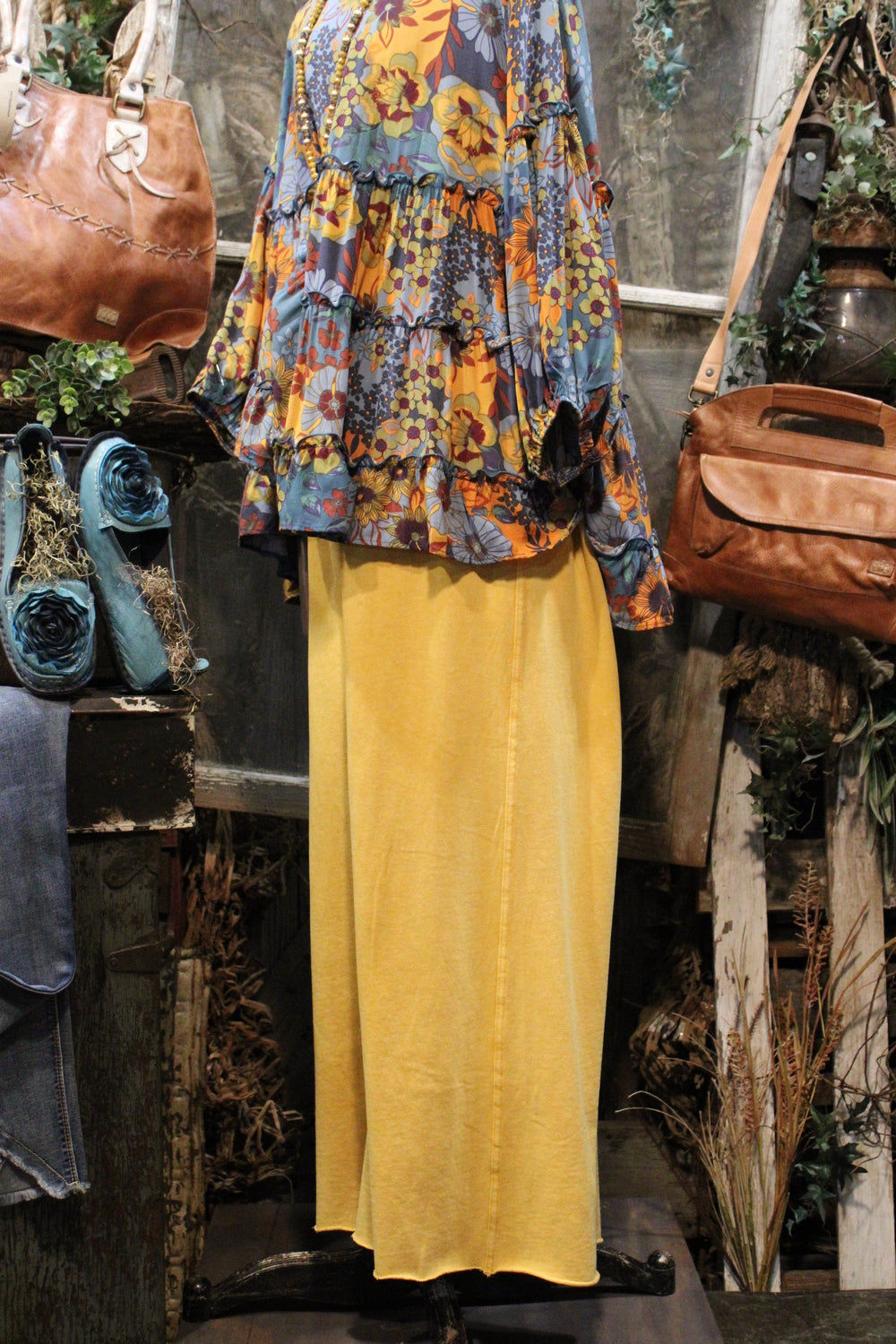 Kick Back Mustard Casual Pants