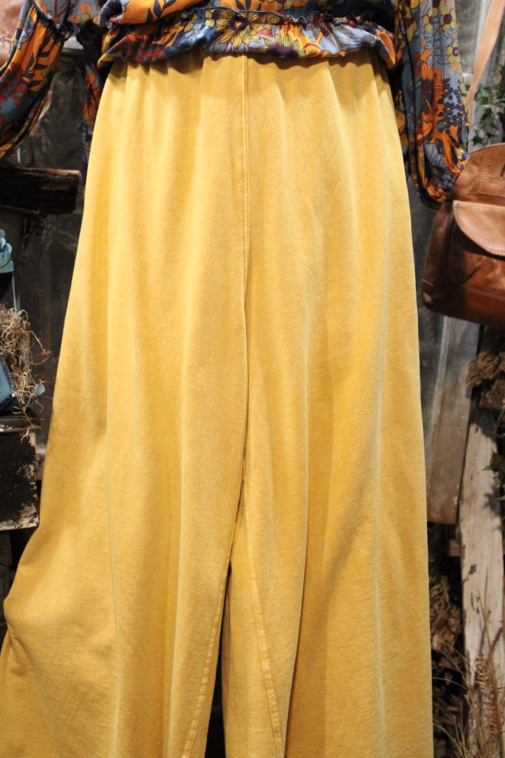 Kick Back Mustard Casual Pants