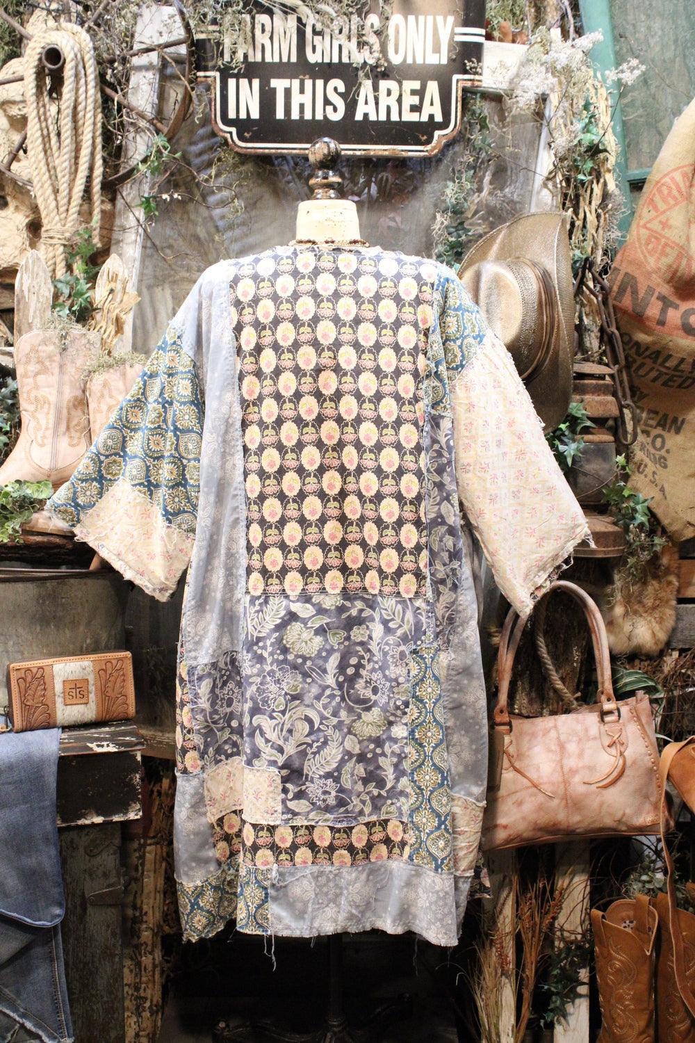 Charming Finds Patches Duster