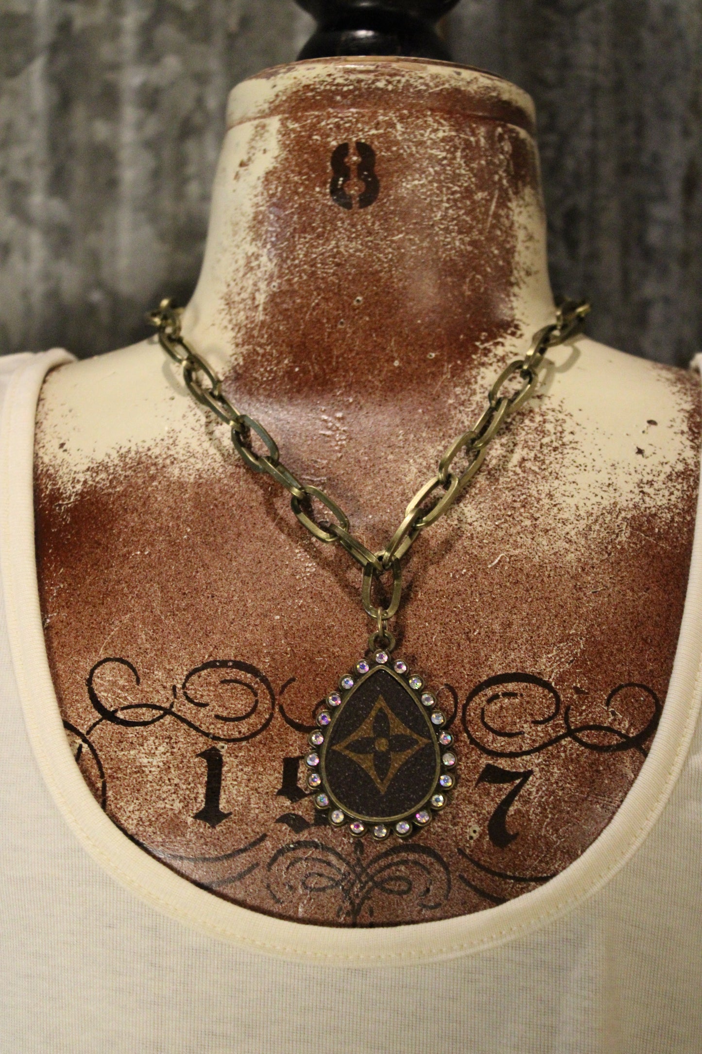 Rhinestone Revival Necklace