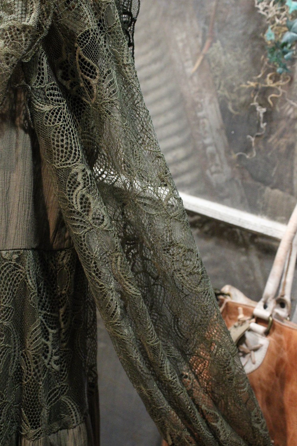 Swinging Saddle Maxi
