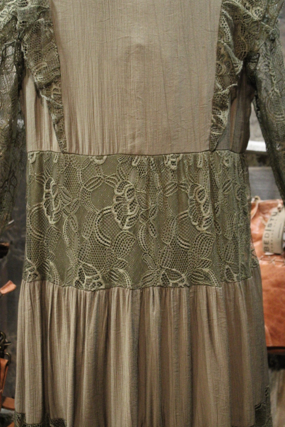 Swinging Saddle Maxi