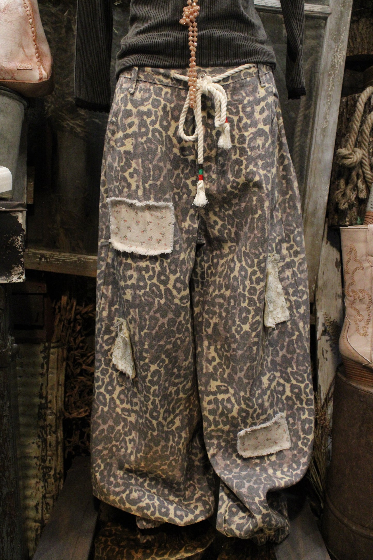 DEFinately LEOPARD Pants