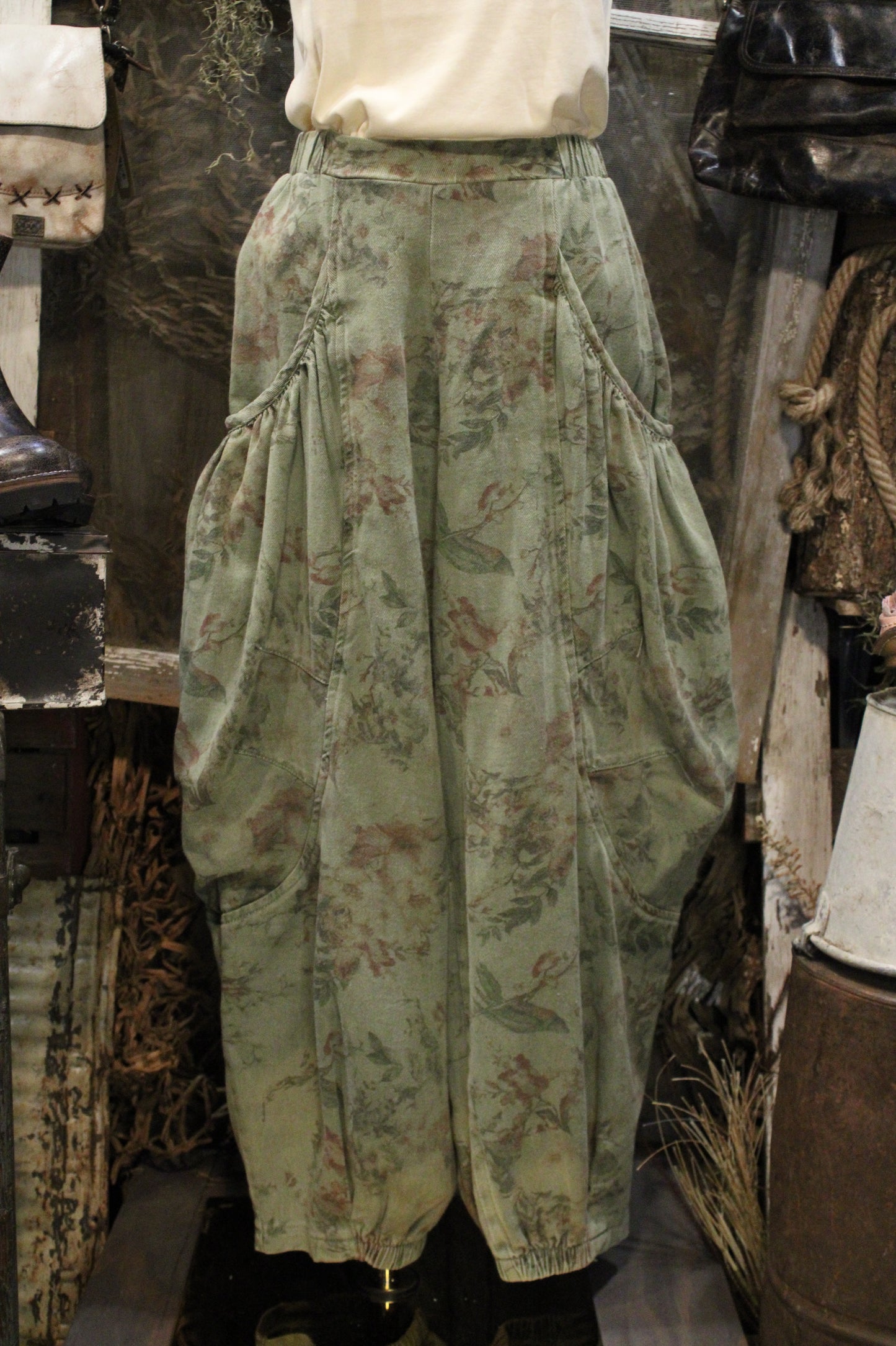 Vintage Garden Floral Pants