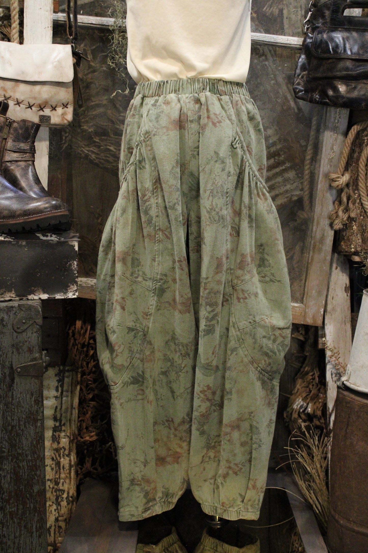 Vintage Garden Floral Pants