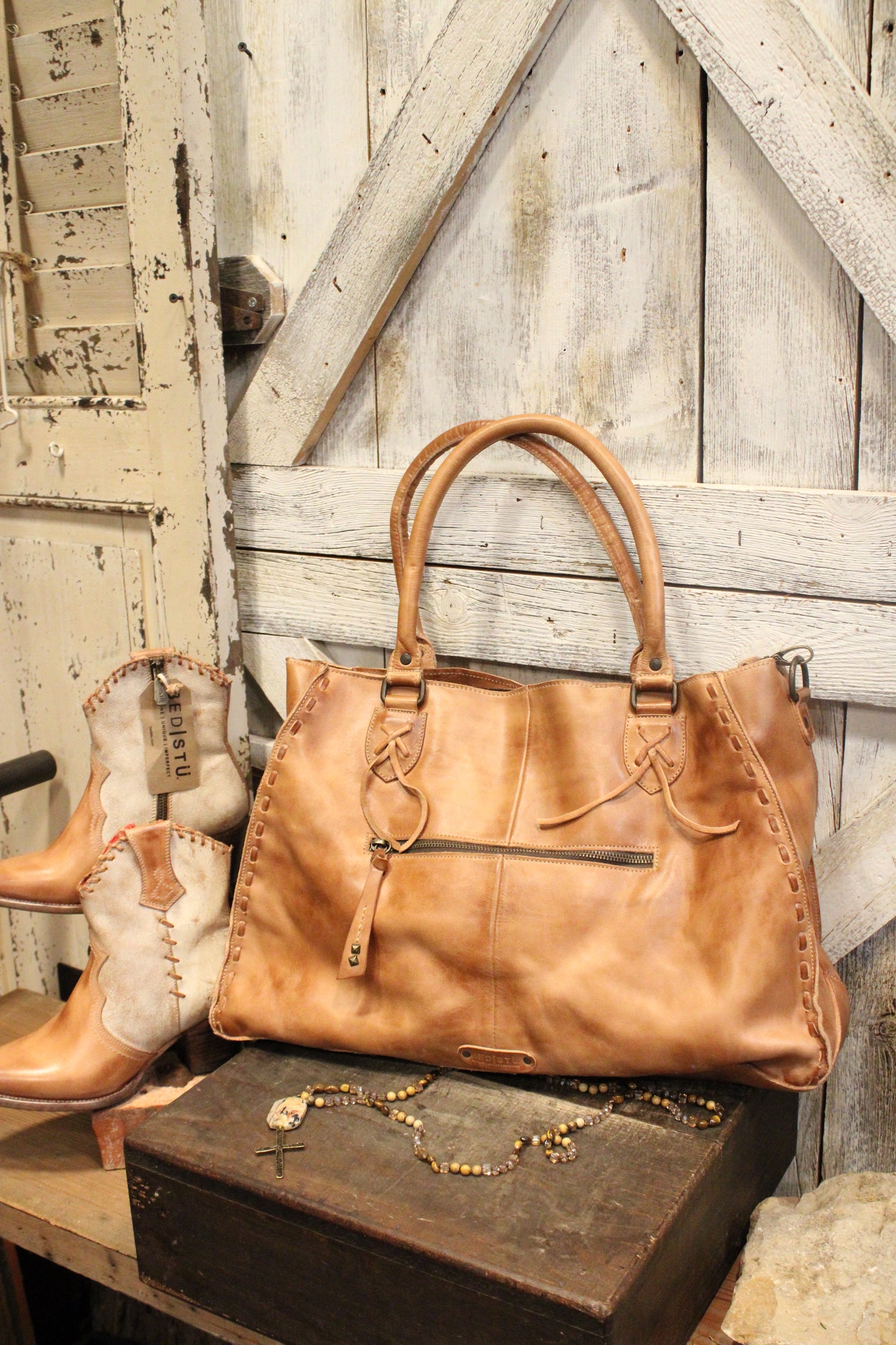 Bed|Stu Rockaway Tan Rustic Handbag