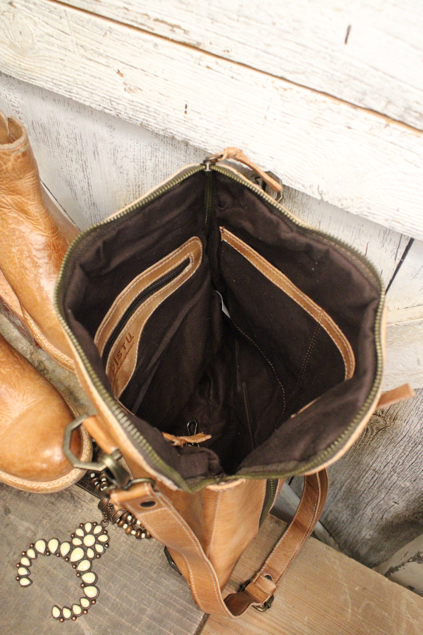 Bed|Stu Aiken Tan Rustic Handbag