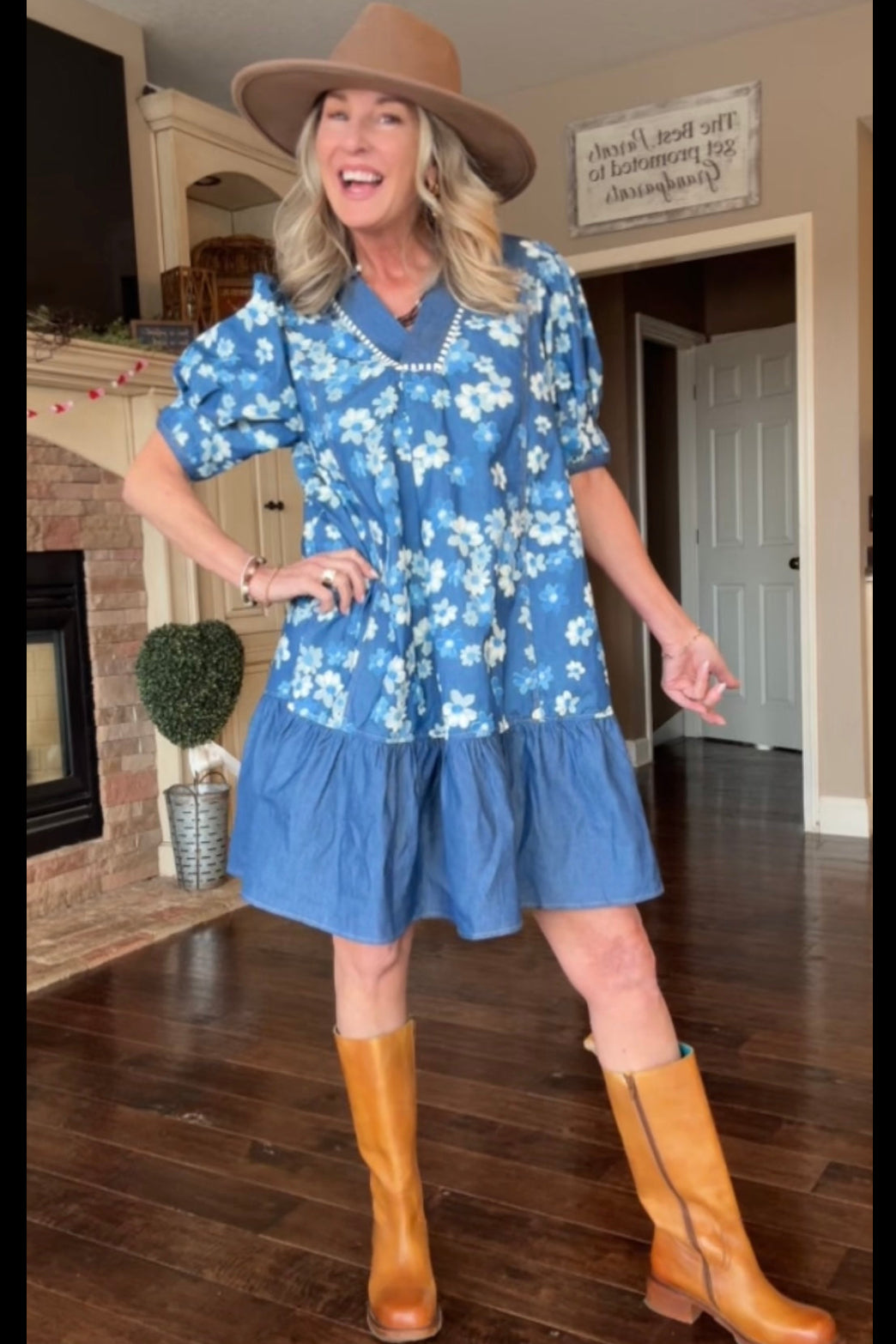 Daisy Denim Dress M