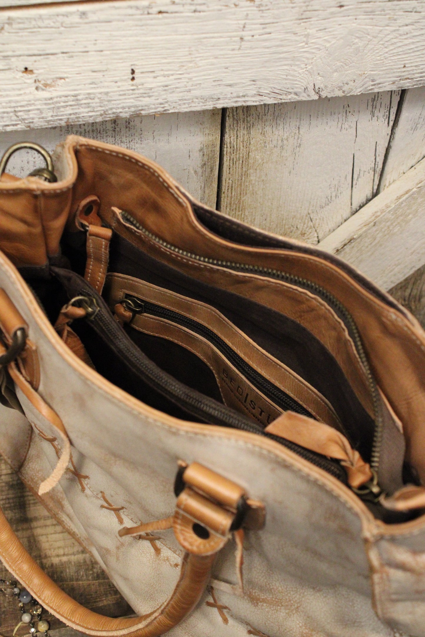 Bed|Stu Bruna Nectar Lux Tan Rustic Handbag