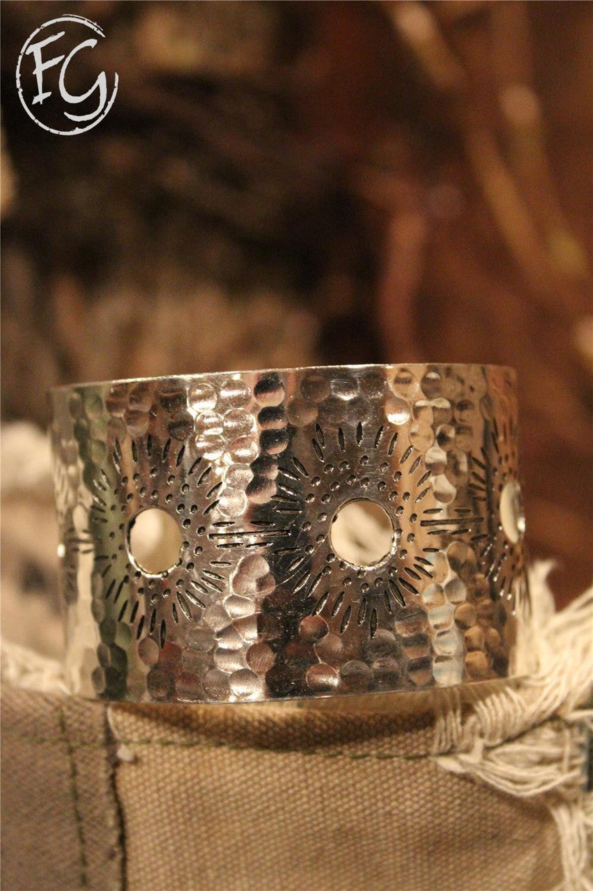 Bracelet, Farm Girls Fancy Frills