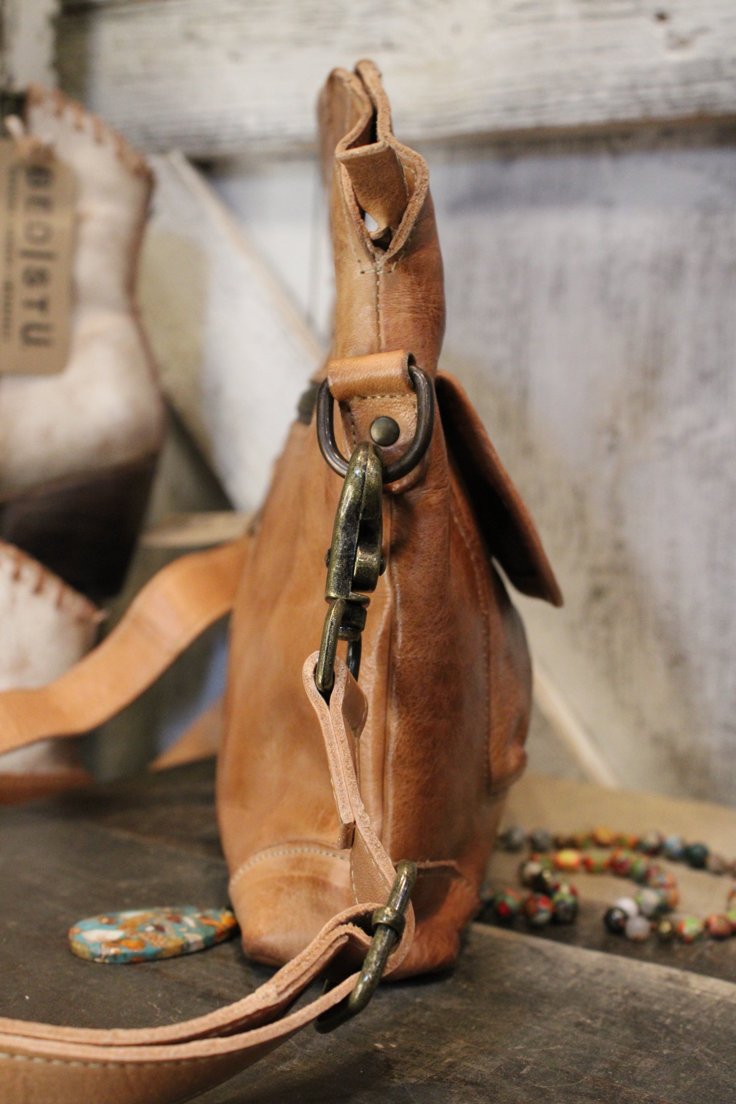 Bed|Stu Greenway Tan Rustic Handbag