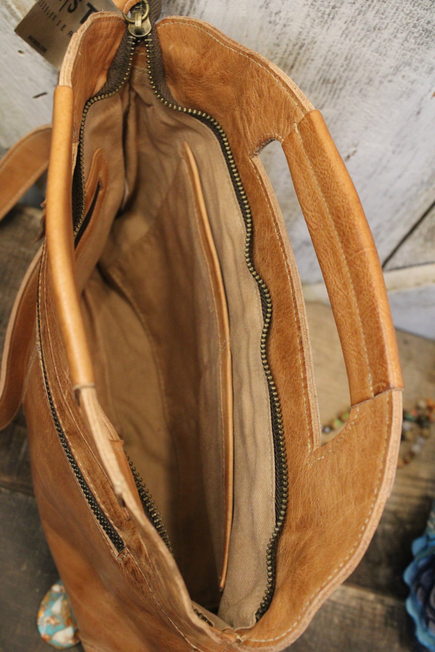 Bed|Stu Greenway Tan Rustic Handbag