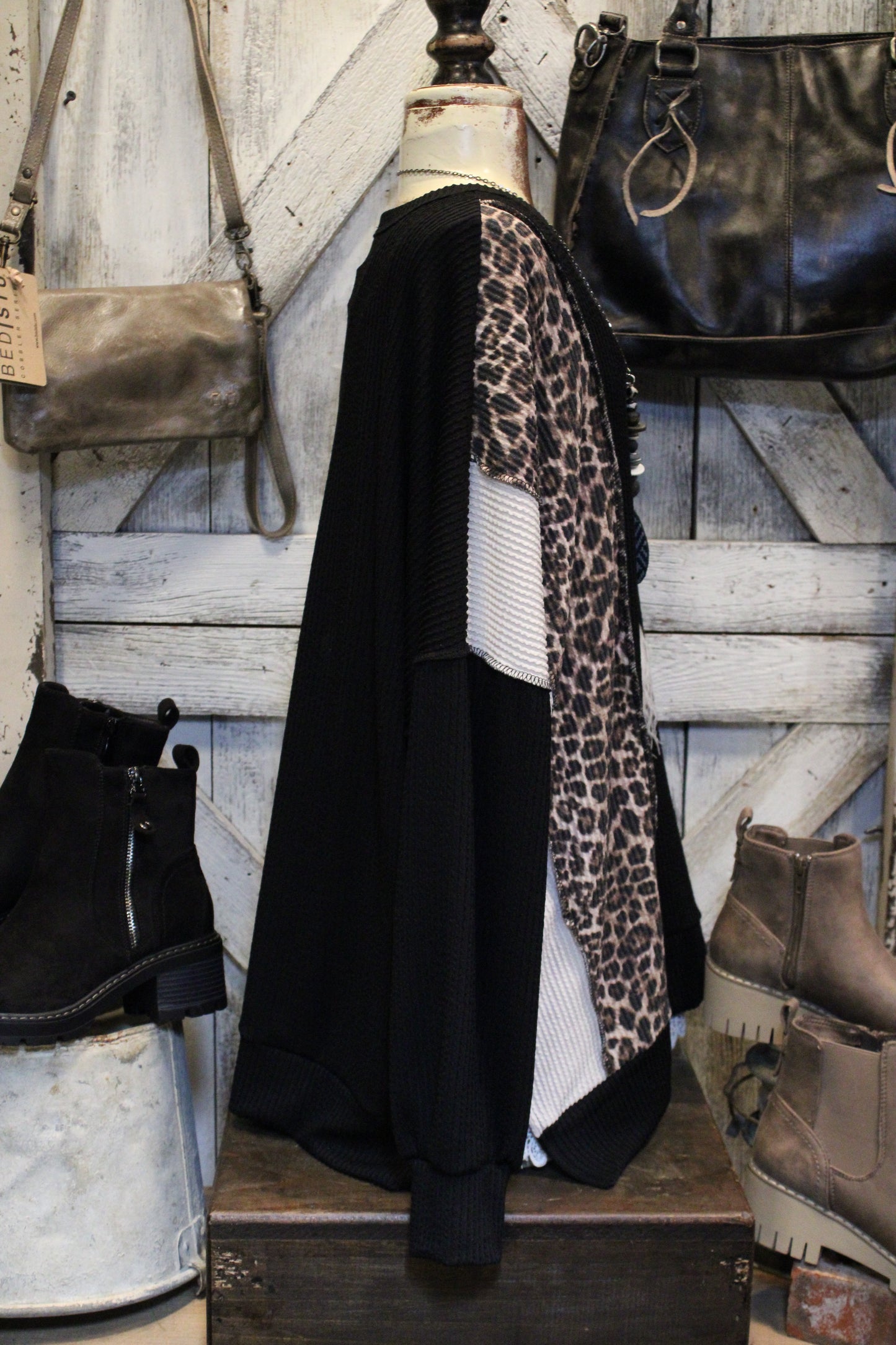Fiercely Ribbed Black Casual