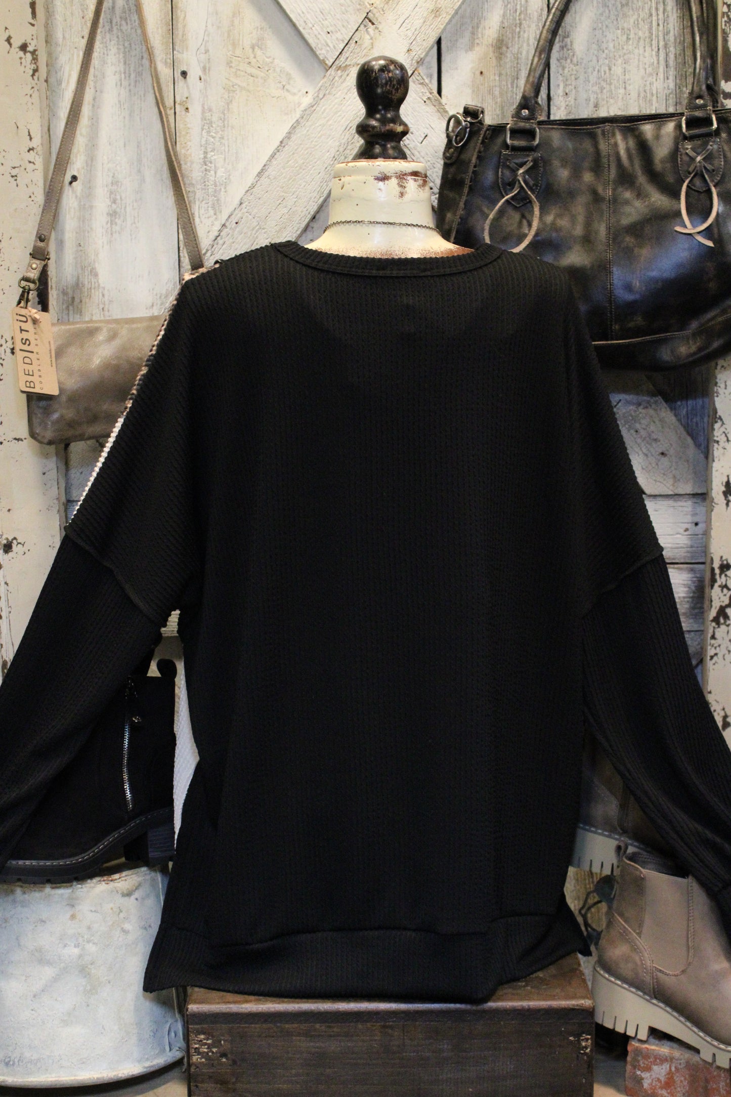Fiercely Ribbed Black Casual