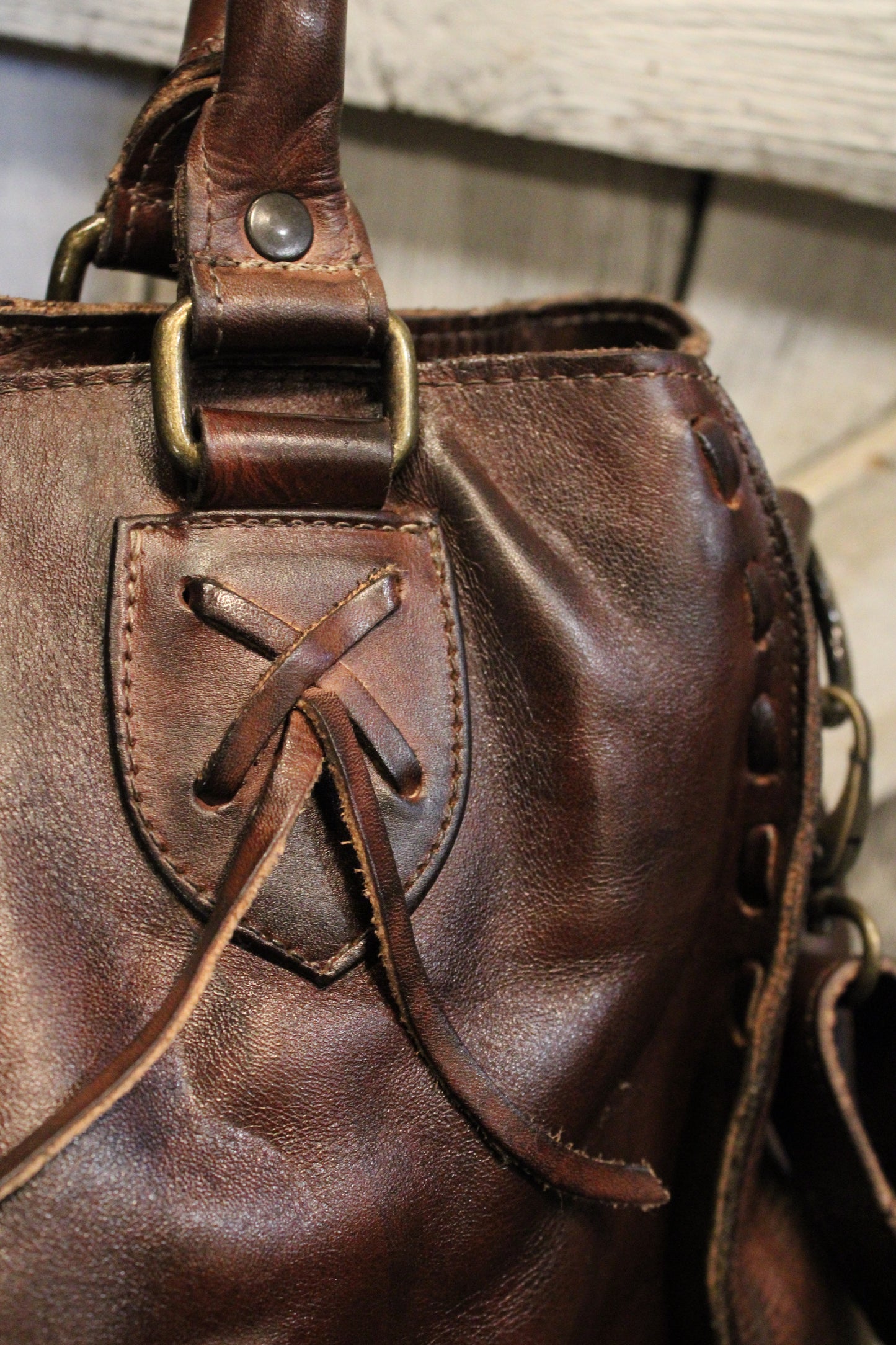 Bed|Stu Rockaway Teak Rustic Handbag