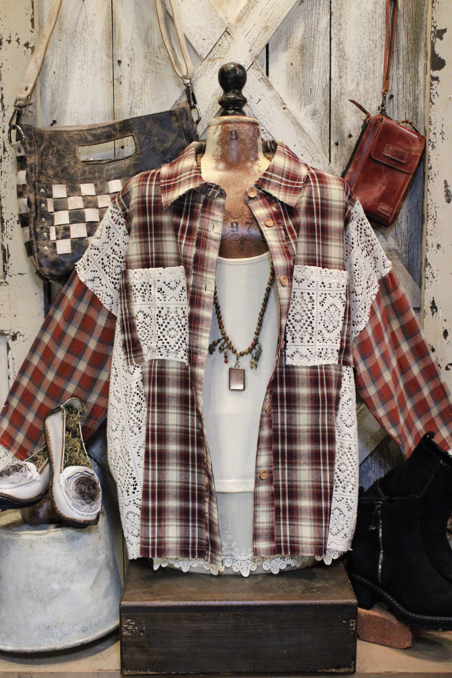 Charming Country Lace Plaid