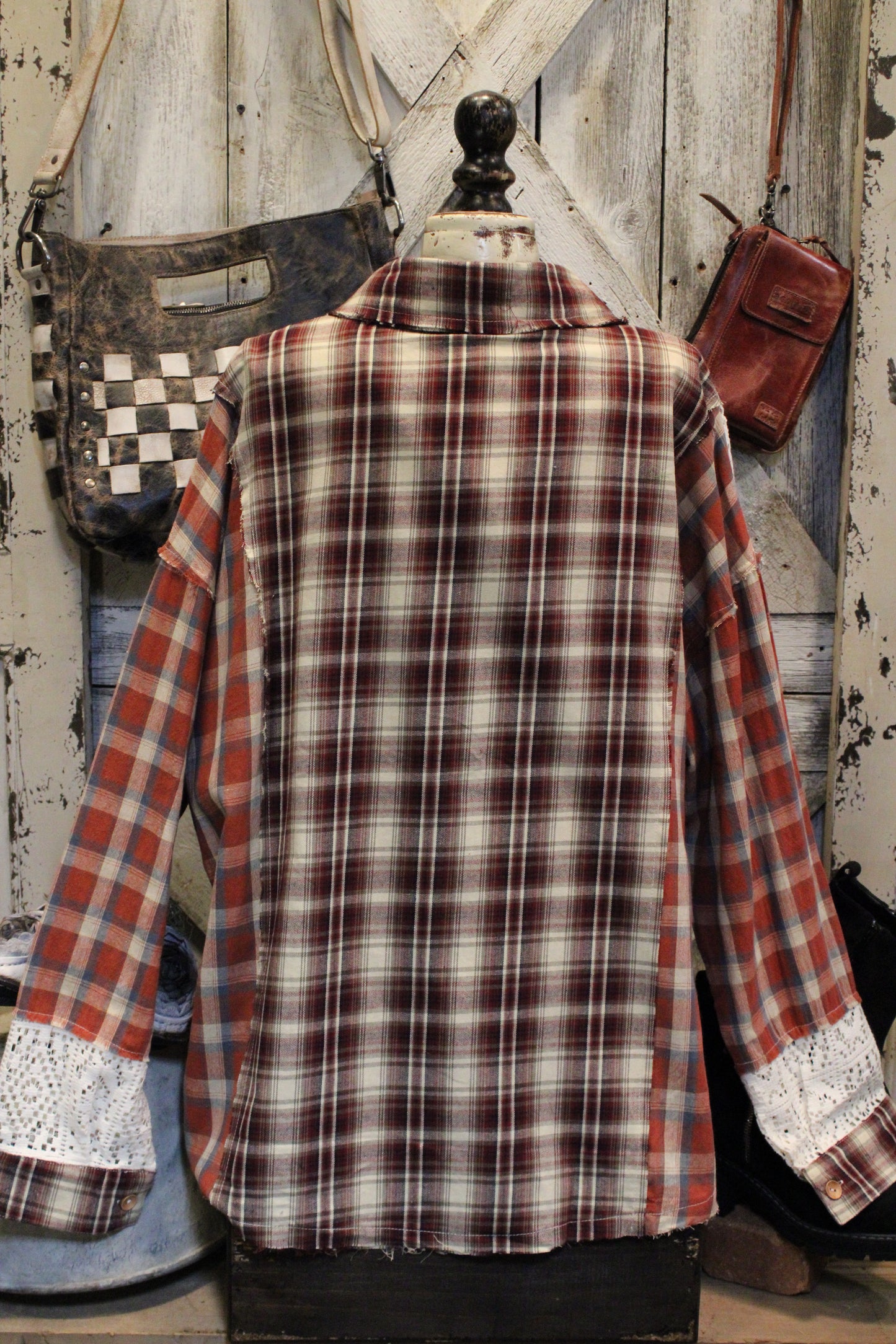 Charming Country Lace Plaid