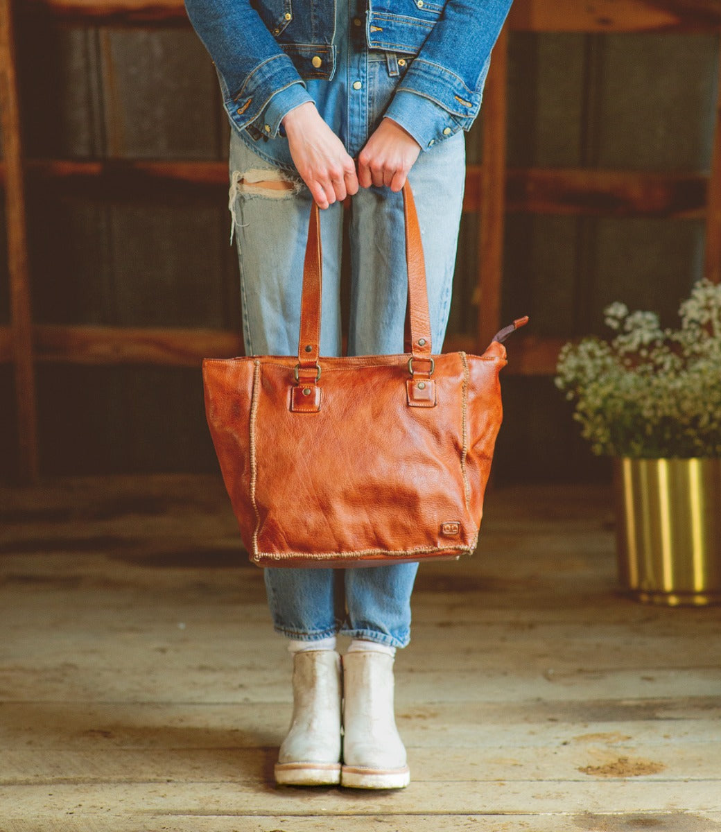 Bed|Stu Celindra Forest Lux Tan Rustic Handbag