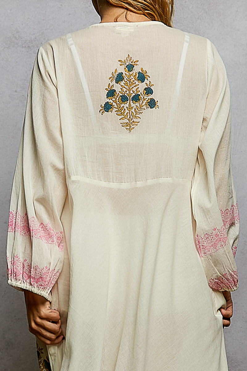 Garden Lily Breeze Maxi Dress