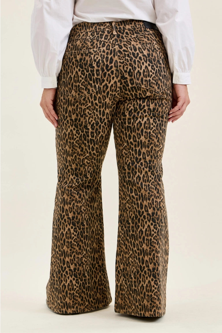 Jaqueline Flare Leopard Luxe Judy Blue Jeans