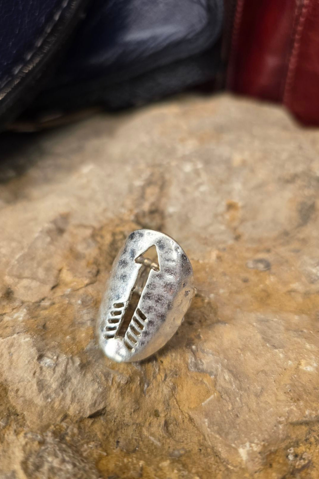 Straight Arrow Ring
