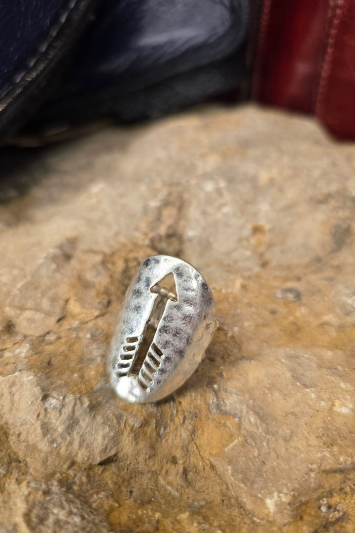 Straight Arrow Ring