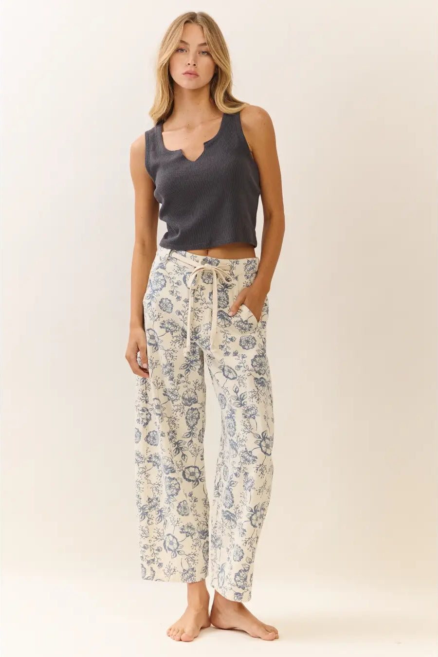 Vintage Vine Cropped Pants
