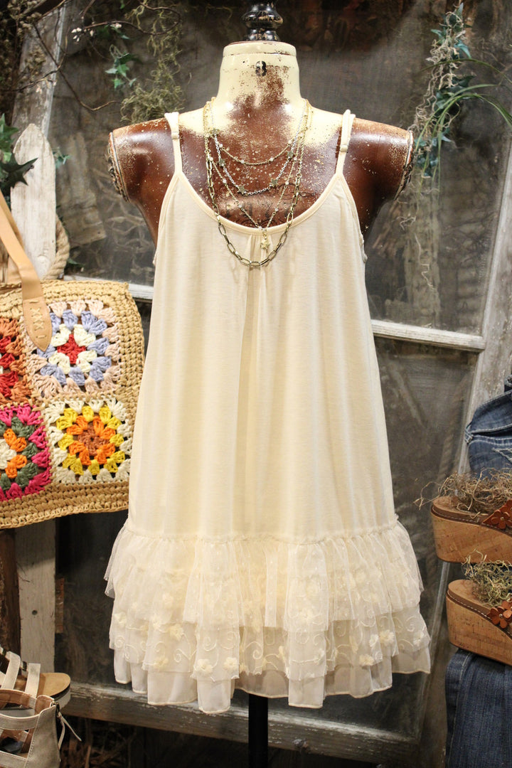 Layers of Lace Beige Extender