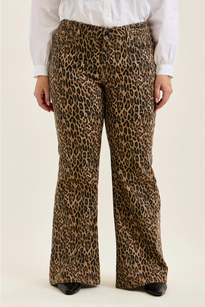 Jaqueline Flare Leopard Luxe Judy Blue Jeans