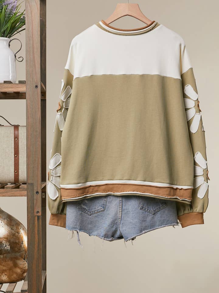 Earth &amp; Petal Daisy Top