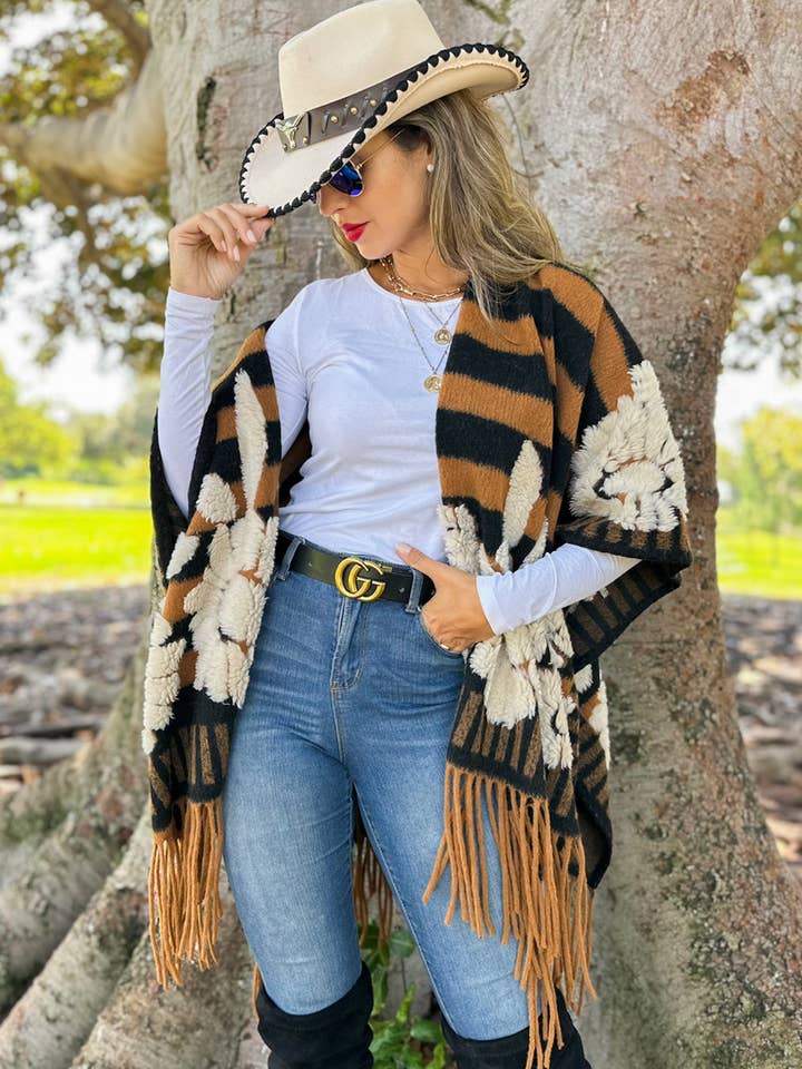Saddle &amp; Trail Fringe Poncho