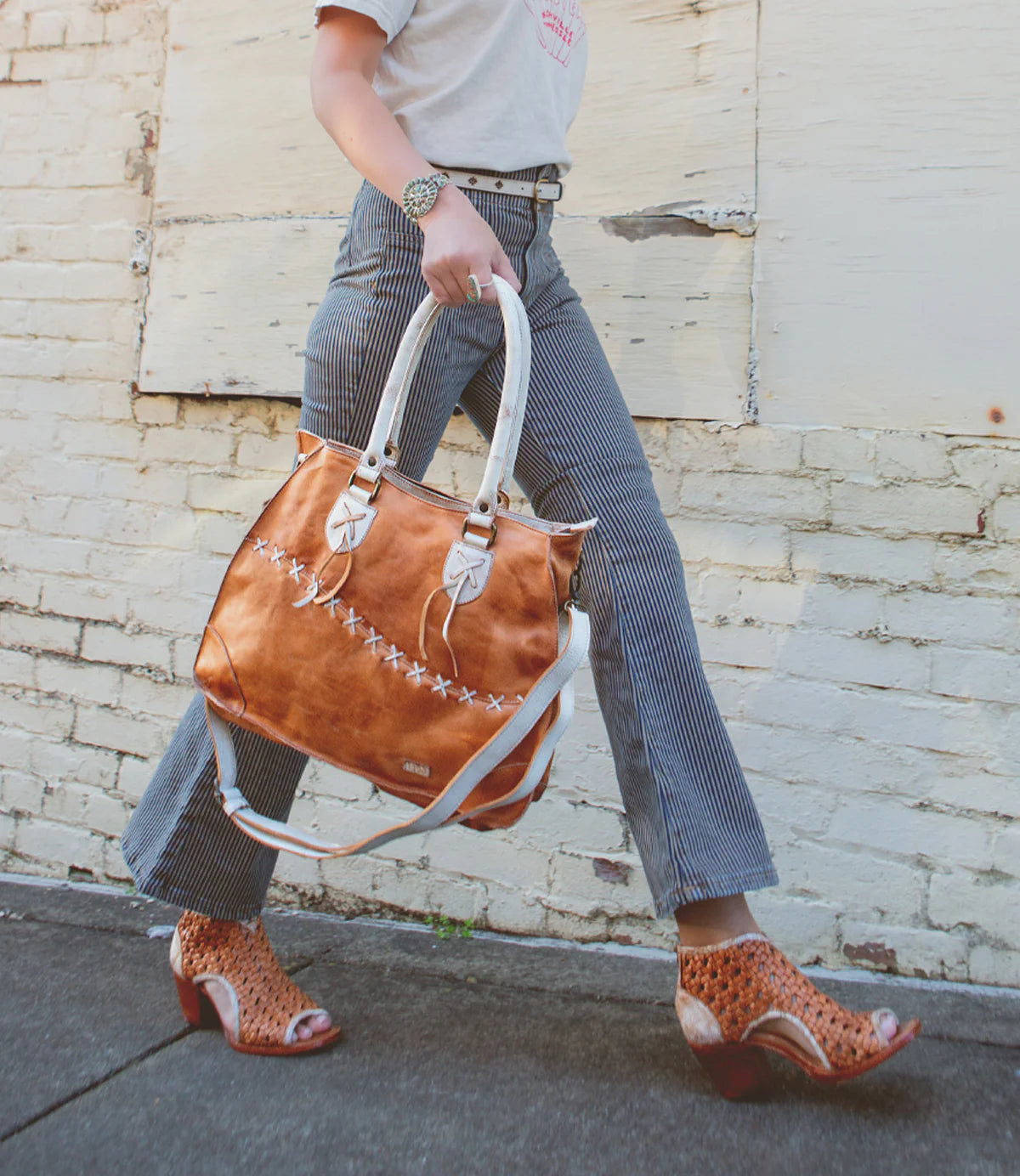 Bed|Stu Bruna Tan Rustic Nectar Lux Handbag