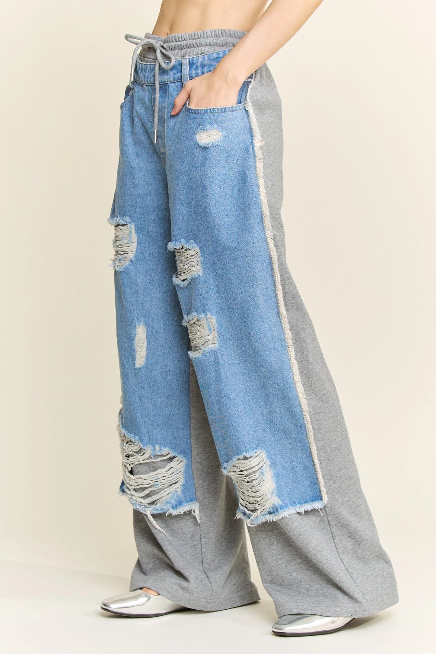 Ripped And Relaxed Jogger Jeans