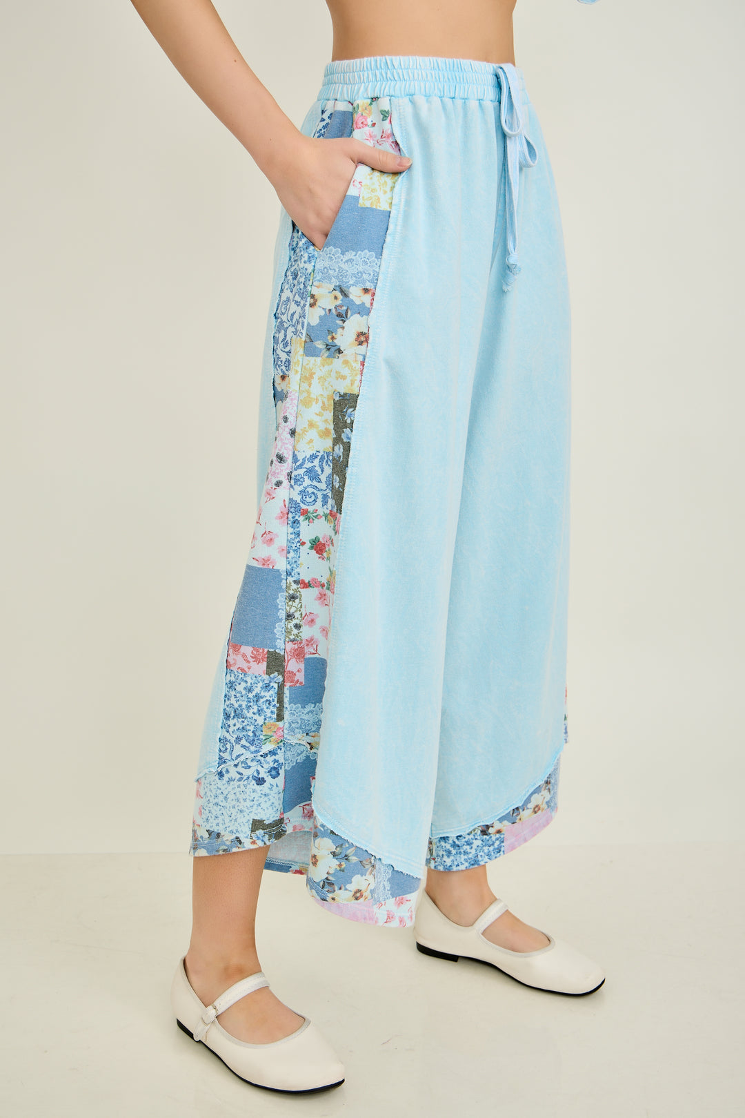 Baby Blue Cotton Cropped Pants